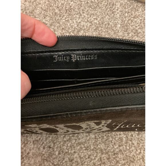 Vintage Y2K Juicy Couture Black Velvet Crown Rhinestone Pouch Zipper Wallet - Picture 8 of 9